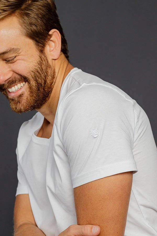 Camisetas Cuello V