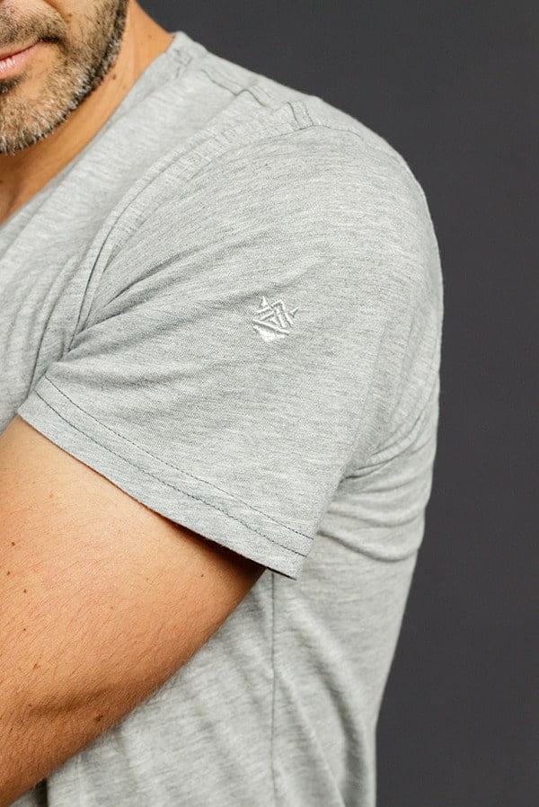 Camisetas Cuello V
