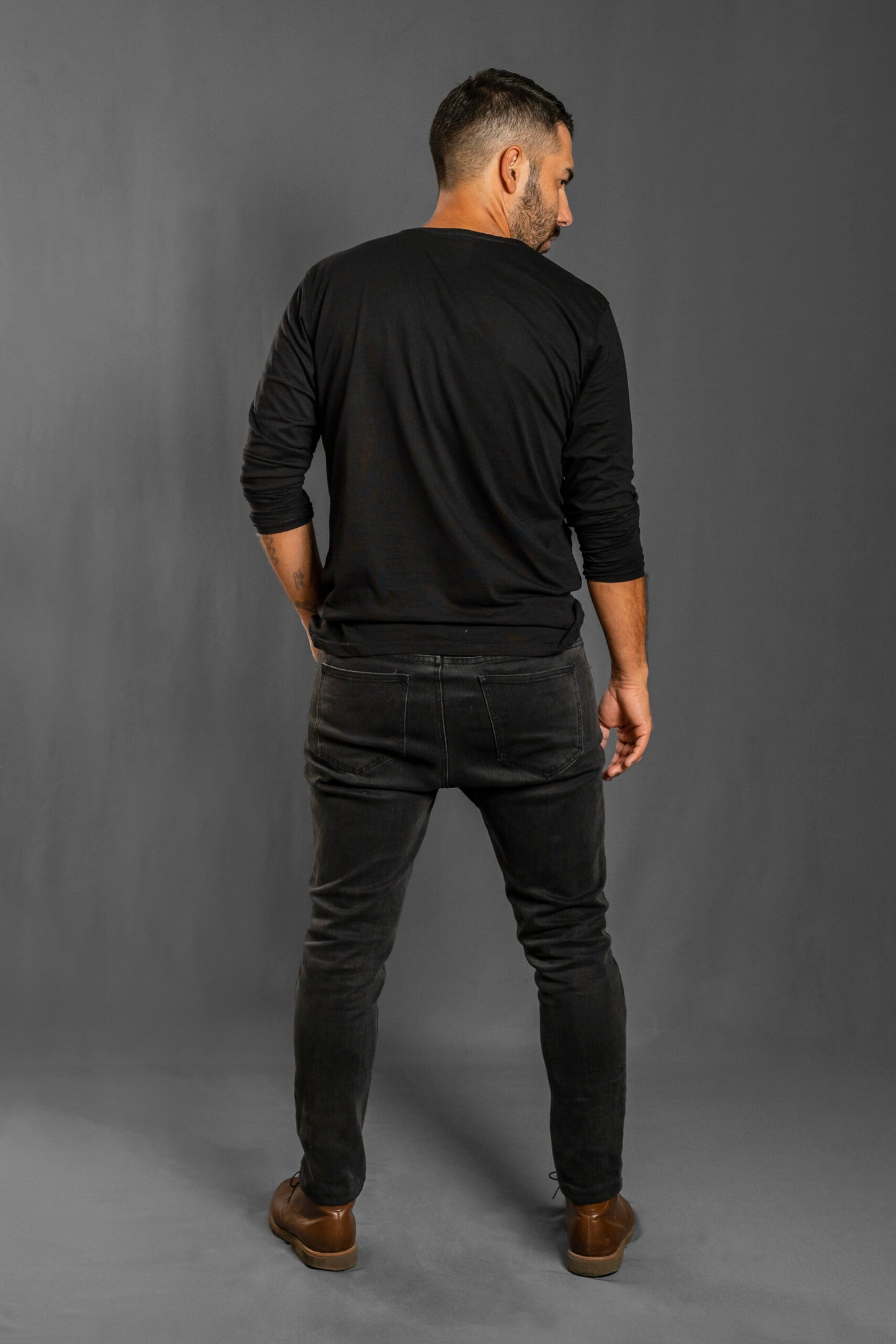 Long Sleeve T-Shirts – Round Neck