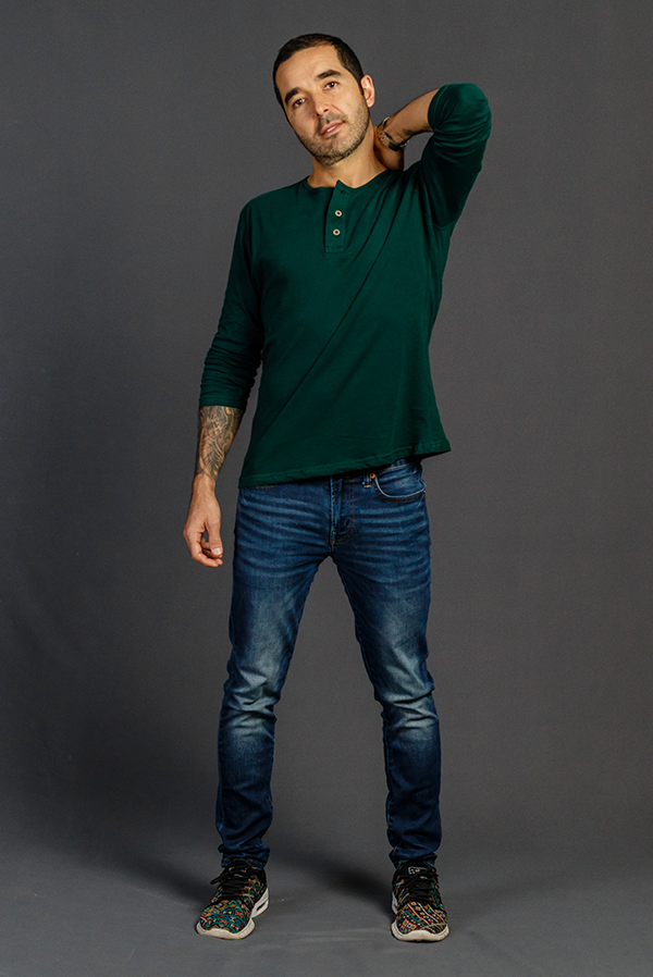 Camiseta henley verde pino manga larga hombre Luck & Load algodón peruano	
